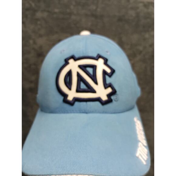 North Carolina Tar Heels Hat Strapback Dad Cap Mens Blue Colosseum - Picture 1 of 6